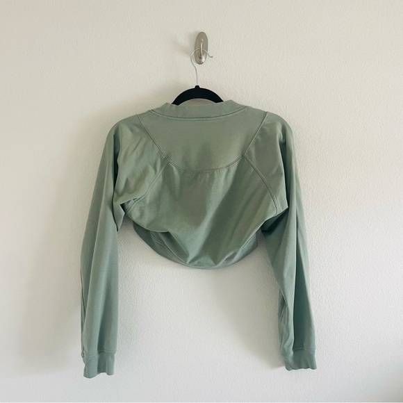 Lululemon French Terry Shrug - Picture 2 of 4